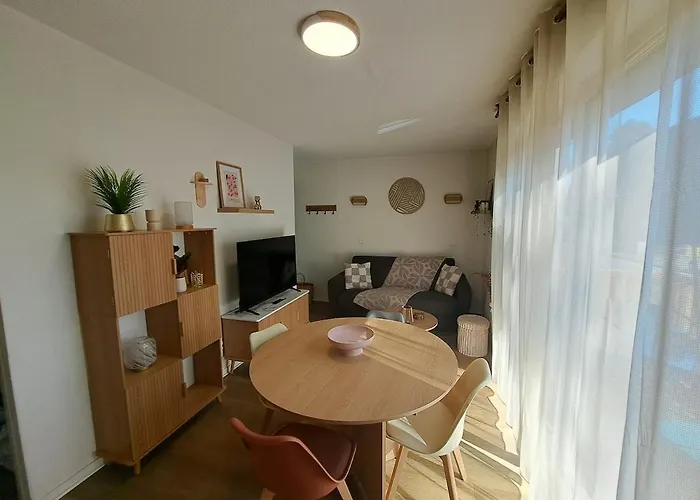 Photo de Appartement T2 lac de Casteljaloux&Cure Thermale