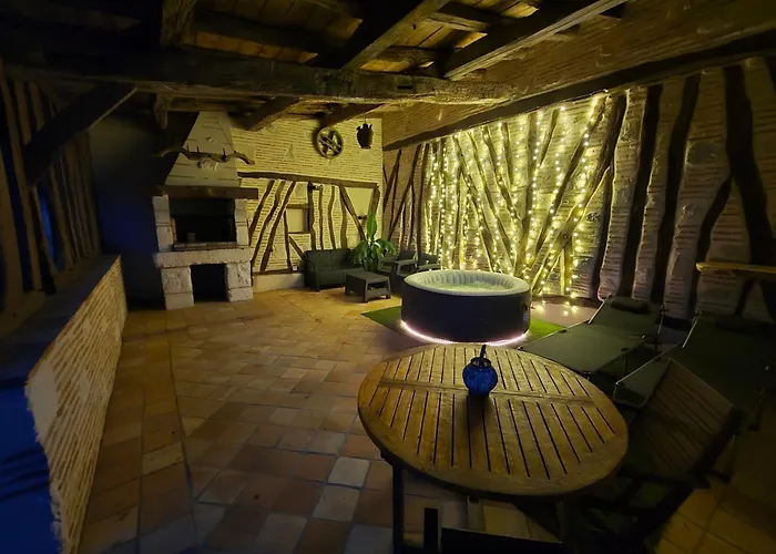 صورة شقة Jacuzzi Privatif Chauffe - Terrasse & Clim Tombeboeuf
