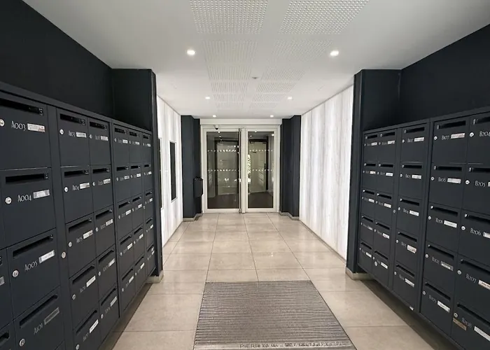 Фото Magnifique Appartement Neuf A Deux Pas De Bordeaux Ле-Буска