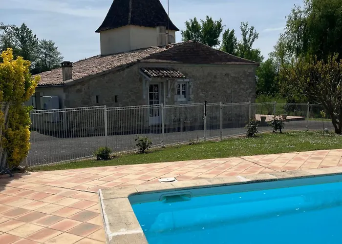 Gite De Charme Avec Piscine Au Calme 6 Pers Roumagne photo