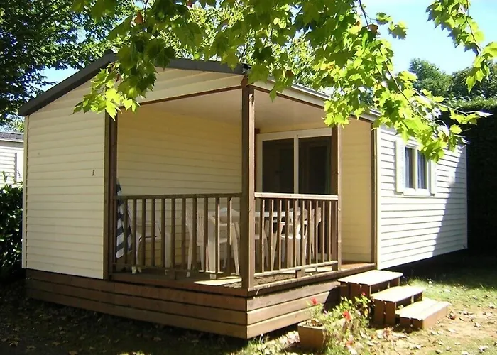 Camping Le Pigeonnier Saint-Crépin-et-Carlucet Foto