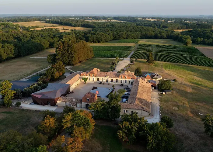 Photo de Chateau Prieure Marquet Saint-Martin-du-Bois 