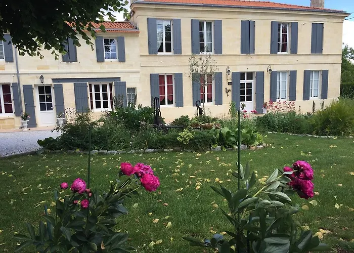 Domaine Des Deux Cedres Bed & Breakfast Gauriac photo
