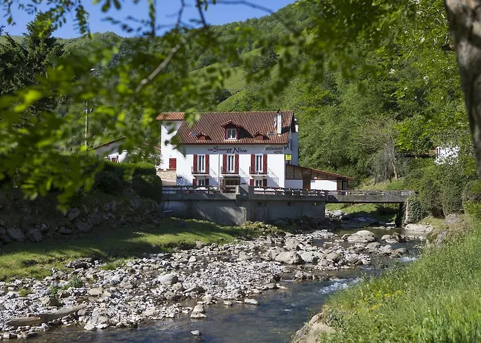 Les Sources De La Nive Hotel Esterencuby photo