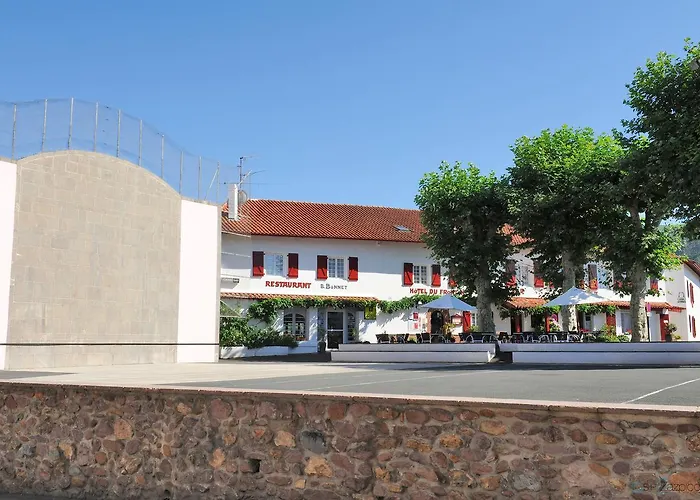 Hotel Restaurant Du Fronton Itxassou photo