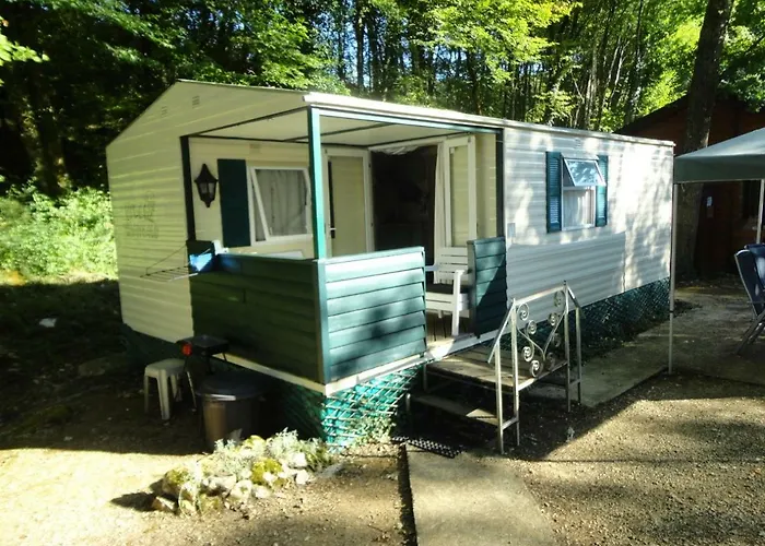 Bungalow Camping Les Tourterelles Ξενοδοχείο Tourtoirac φωτογραφία